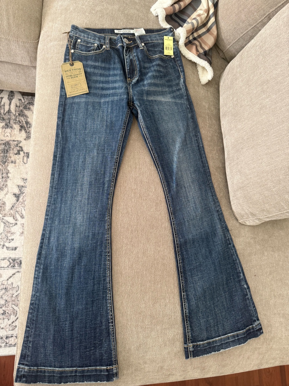 NWT Stetson 921 High-Rise Flare Jeans - blue